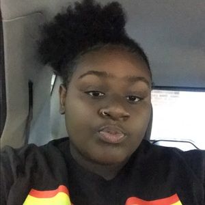 Meet your Posher, Tae